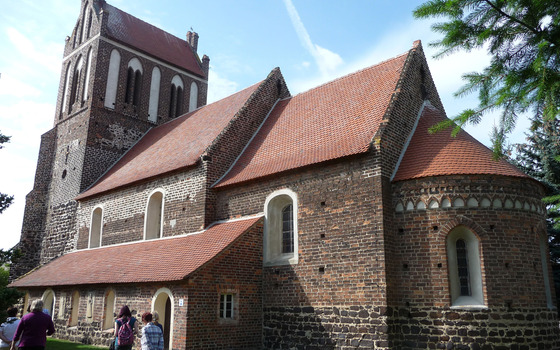 Kirche Lindena, Foto: TVEEL, Lizenz: TVEEL